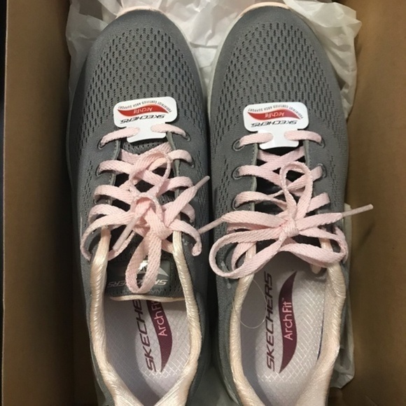 🆕 SKETCHERS Big Appeal Arch Fit Running Shoes - Picture 8 of 11